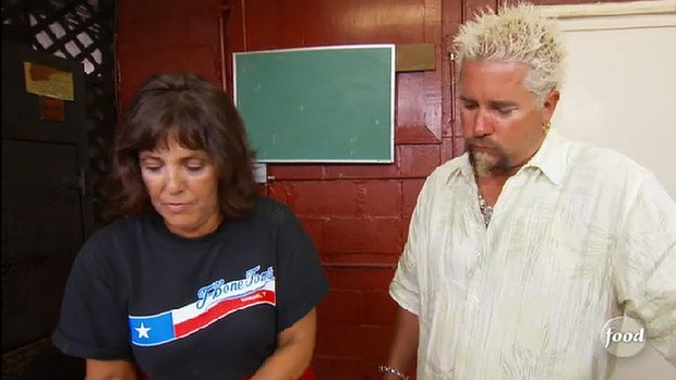 Diners, Drive-Ins, and Dives - Series 8 - Episode 1
