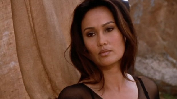 Relic Hunter - Series 3 - Episode 20